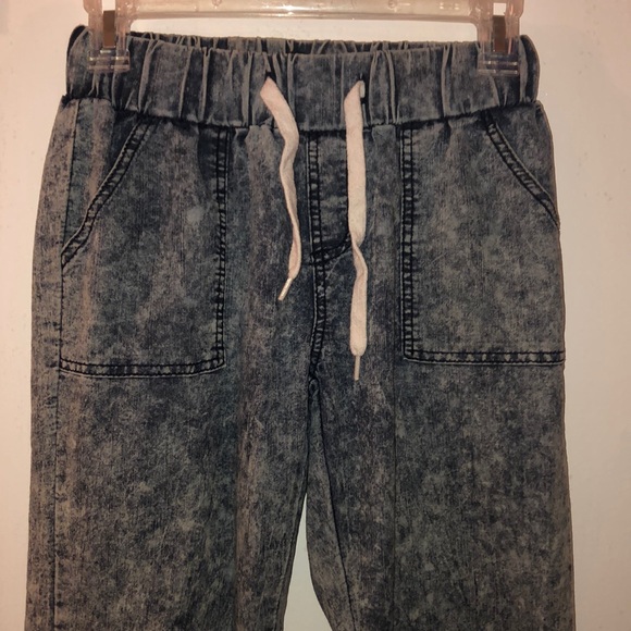 Pants - Picture 2 of 6